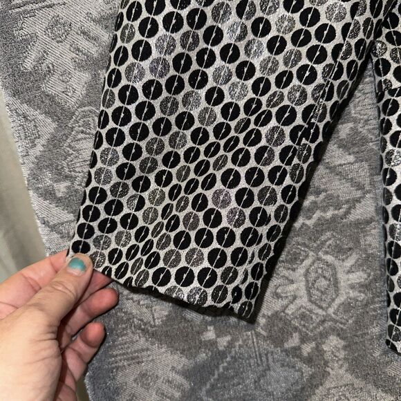 PETER NYGARD WOMEN BLACK & WHITE PATTERN Single Button BLAZER SZ 10 - Picture 2 of 8